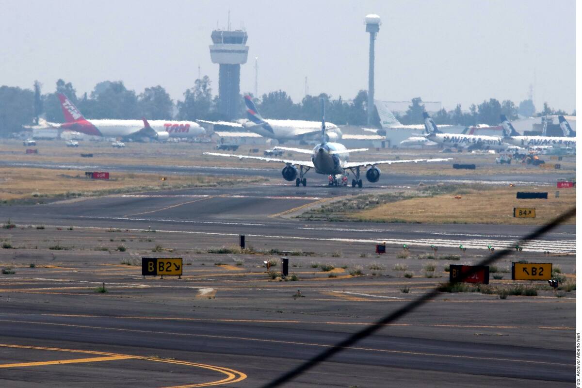 Aeropuertos de México son los más caro de América