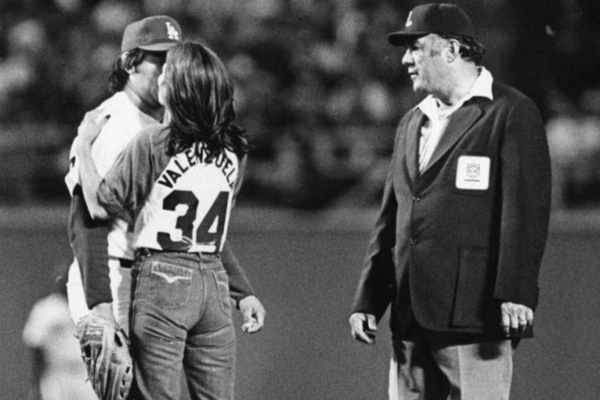 Reaparece Norma Jean, la mujer que besó a Fernando Valenzuela durante la ‘Fernandomanía’ de 1981