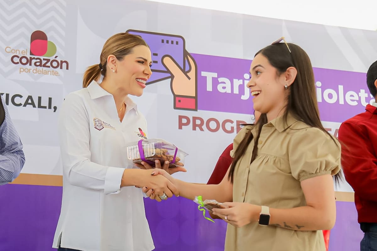 Invita gobernadora Marina del Pilar a mujeres a sacar tarjeta ‘violeta’