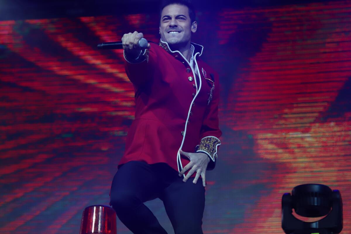 Carlos Rivera cantó ante 10 mil personas en la Monumental