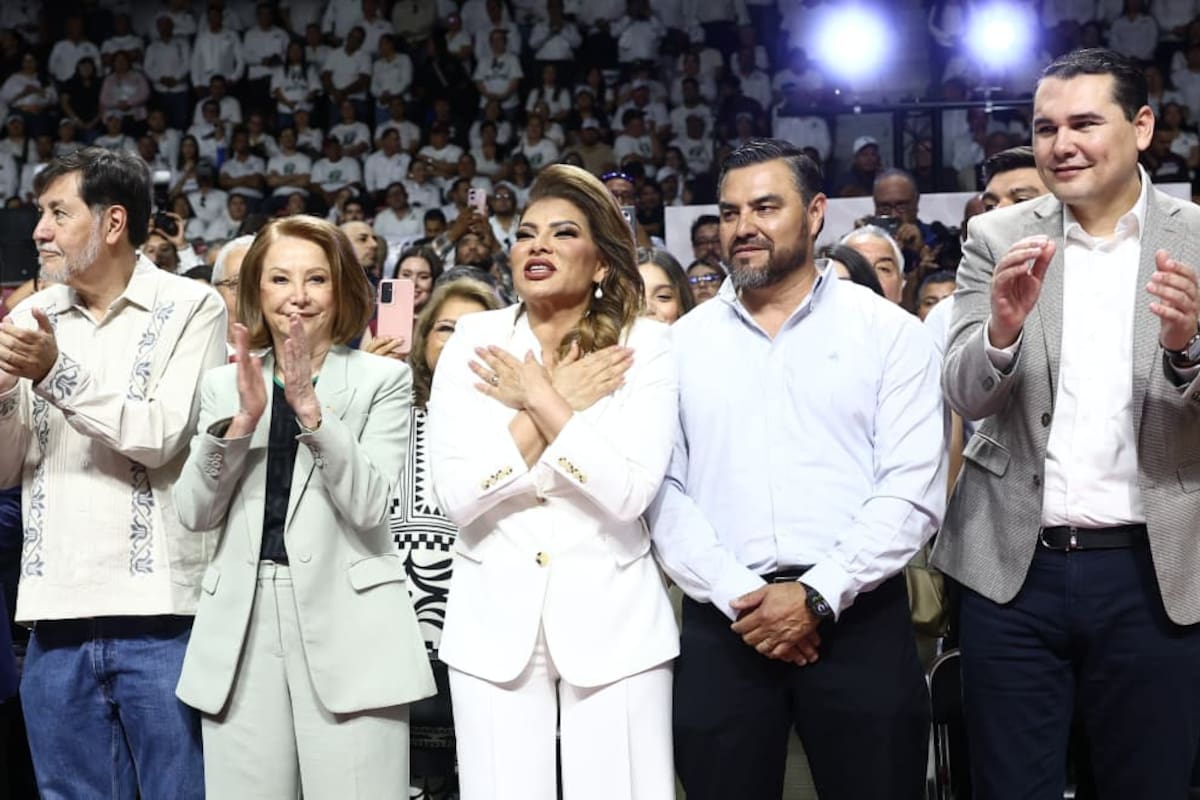 Presenta Lorenia Valles Sampedro Segundo Informe de Actividades