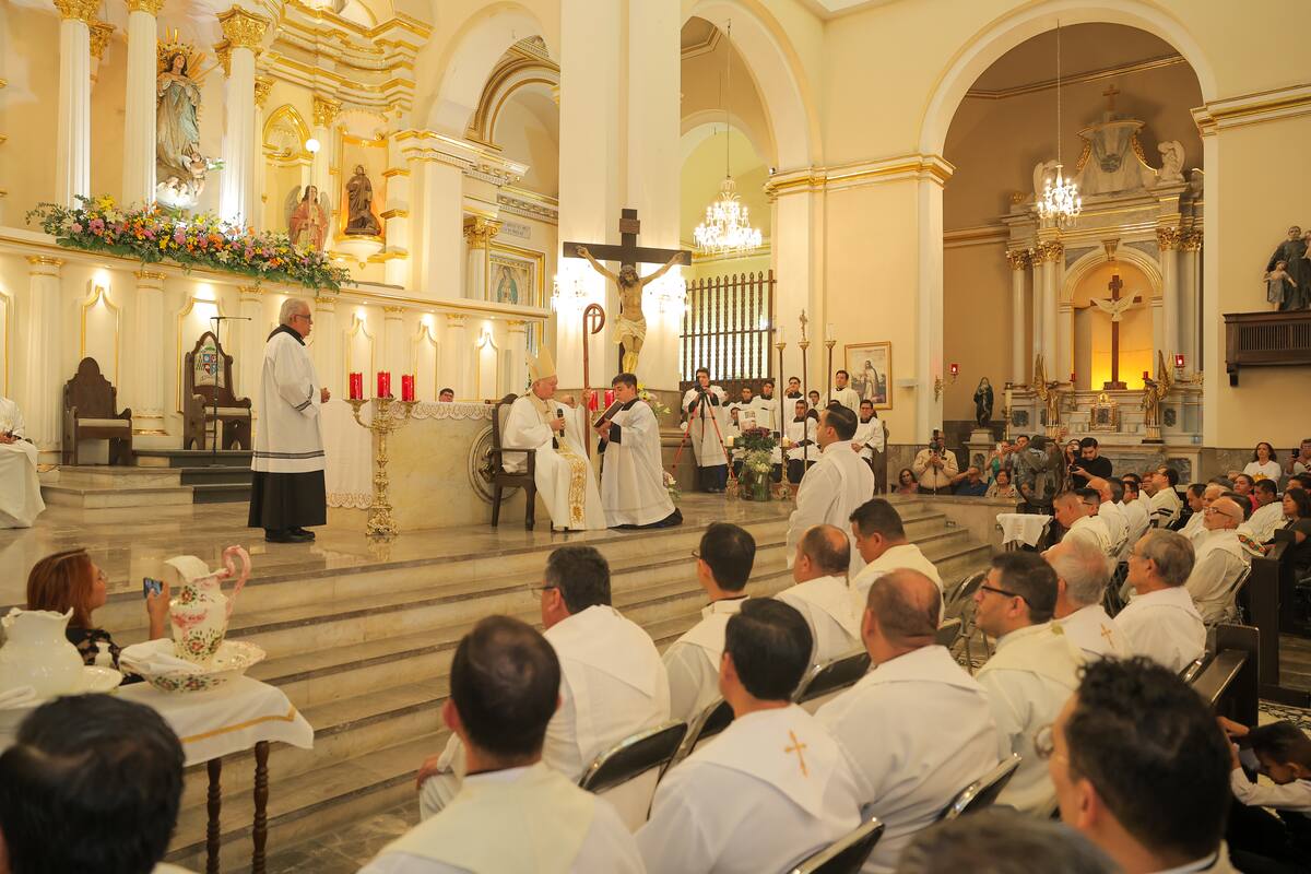 Tiene Arquidiócesis de Hermosillo dos nuevos sacerdotes y un diácono
