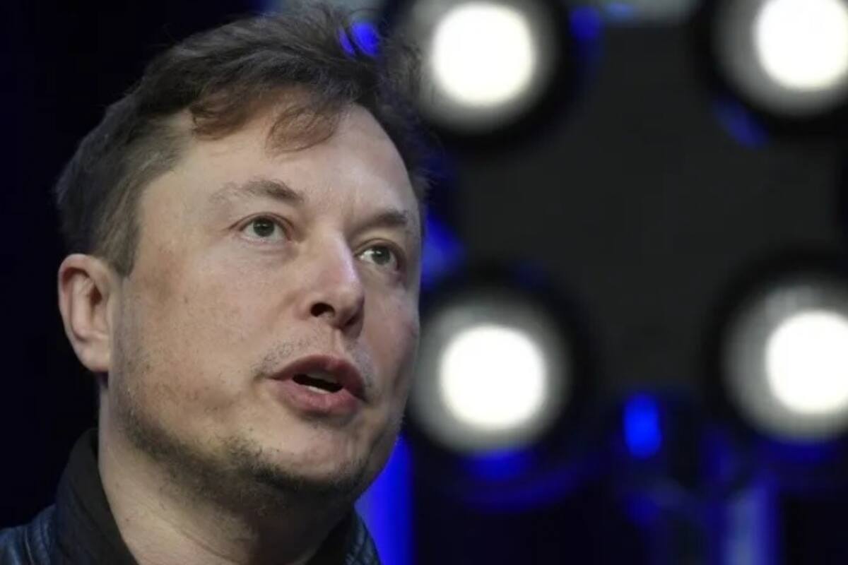 Elon Musk viajará al espacio con su competencia