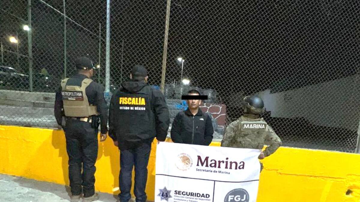 Capturan a “El Ray”, presunto líder del grupo delictivo “Crazy Group” en Ecatepec; el detenido es acusado de homicidio, extorsión y despojo de predios