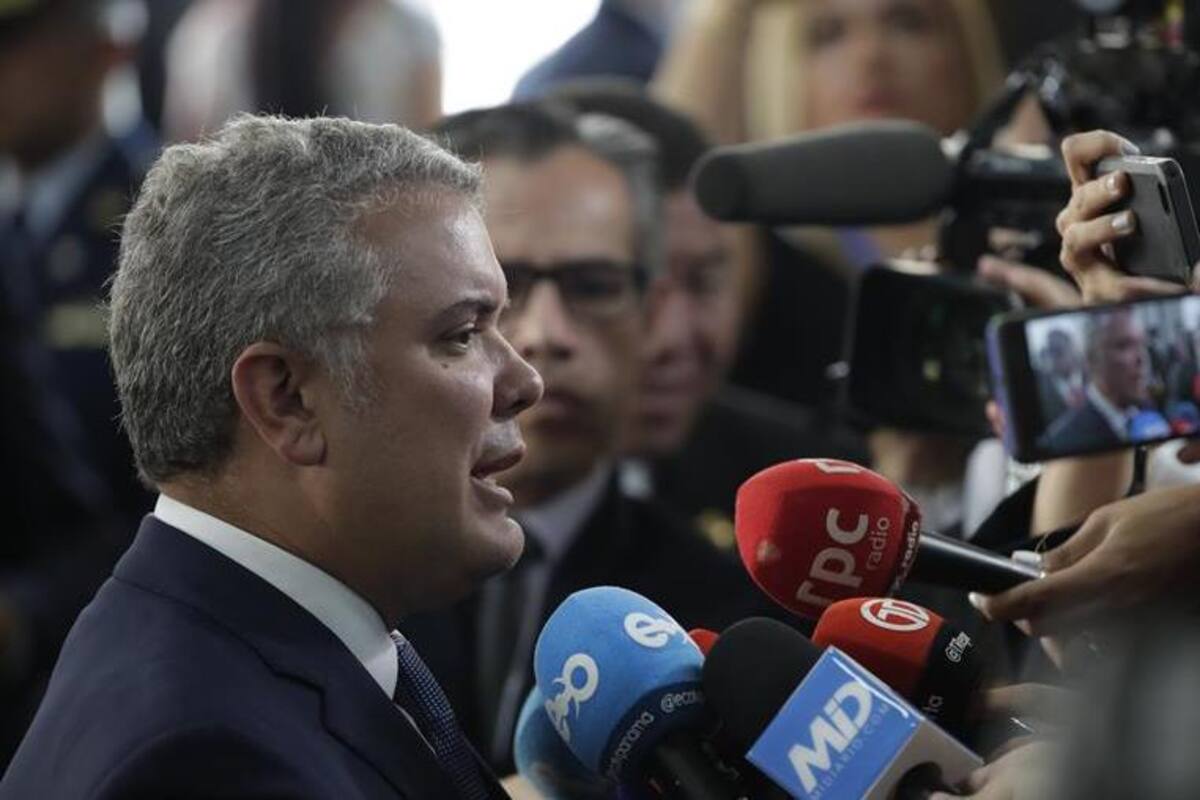 Pactan "no violencia" en campañas electorales de Colombia