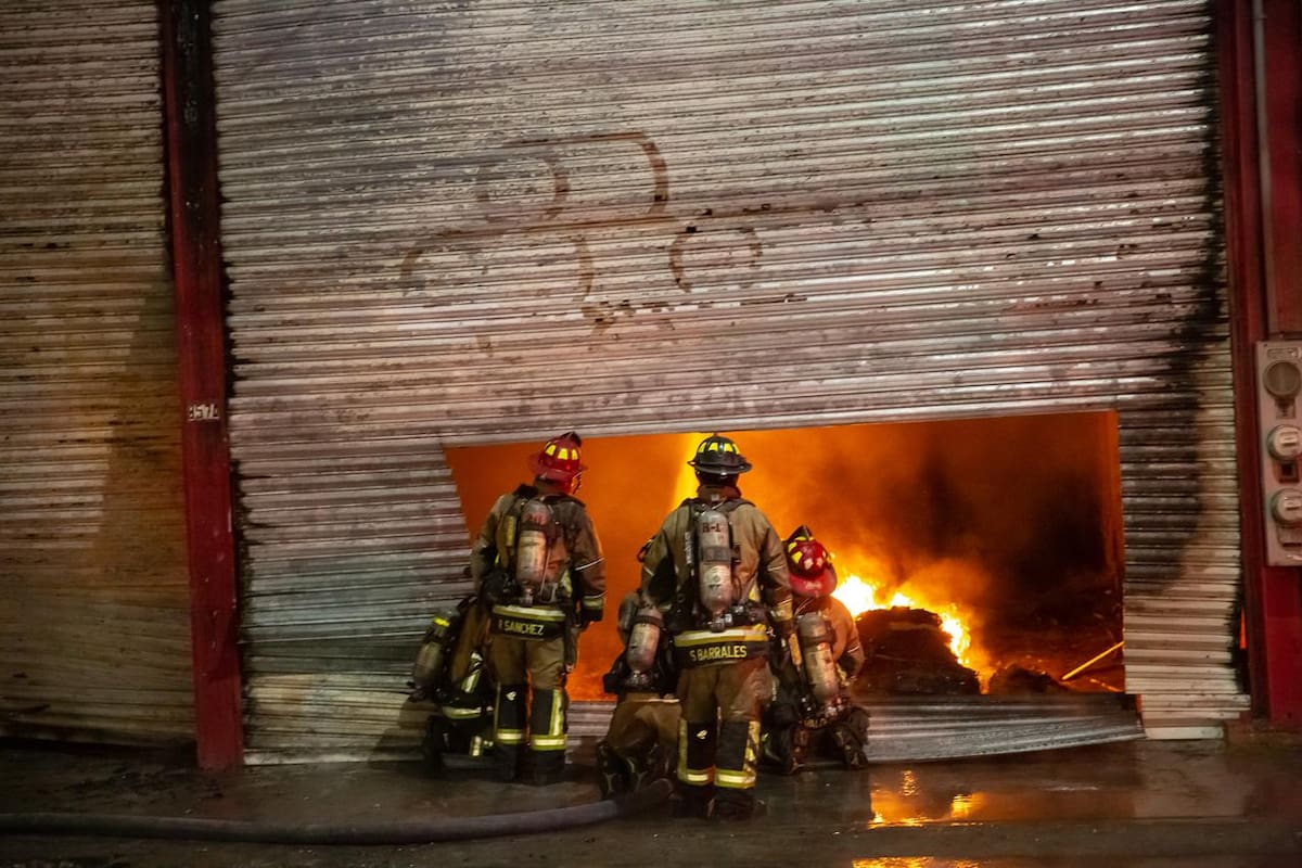 Consume bodega incendio en Zona Centro