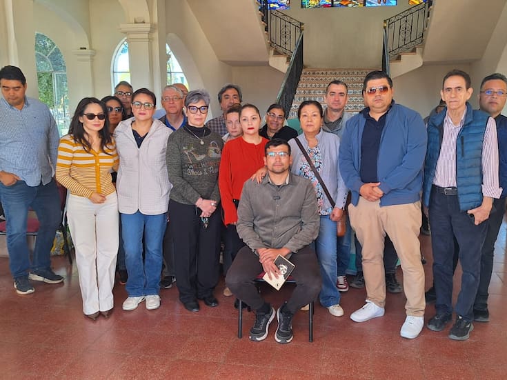 STAUS respalda a profesor de la Unison en huelga de hambre para exigir reconocimiento académico y salarial, mientras la Universidad afirma que no cumplió los requisitos de ascenso