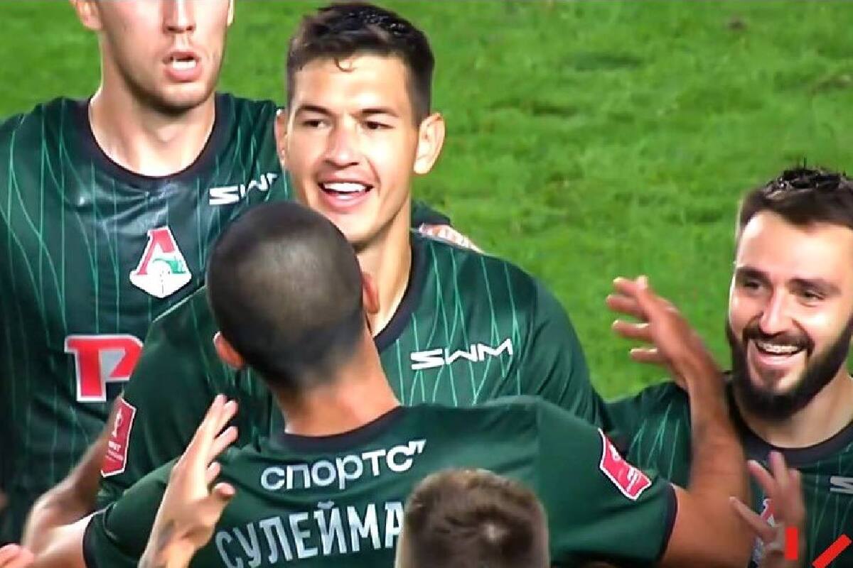 César Montes debuta en Rusia con gol en la goleada del Lokomotiv Moscú