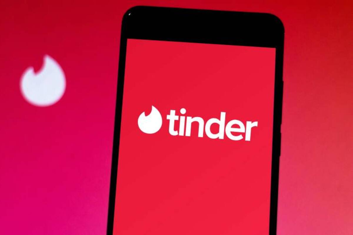 Tinder va por videollamadas