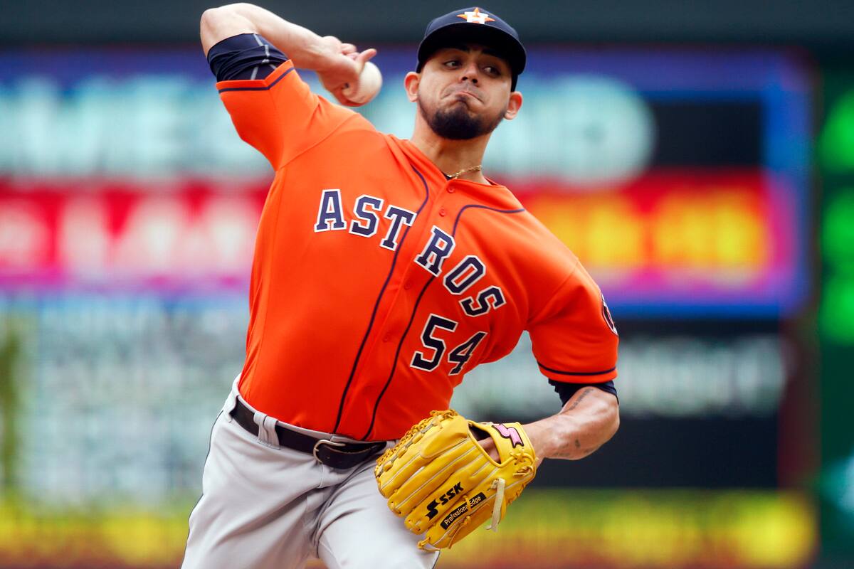 Roberto Osuna estaría en duda para Día Inaugural