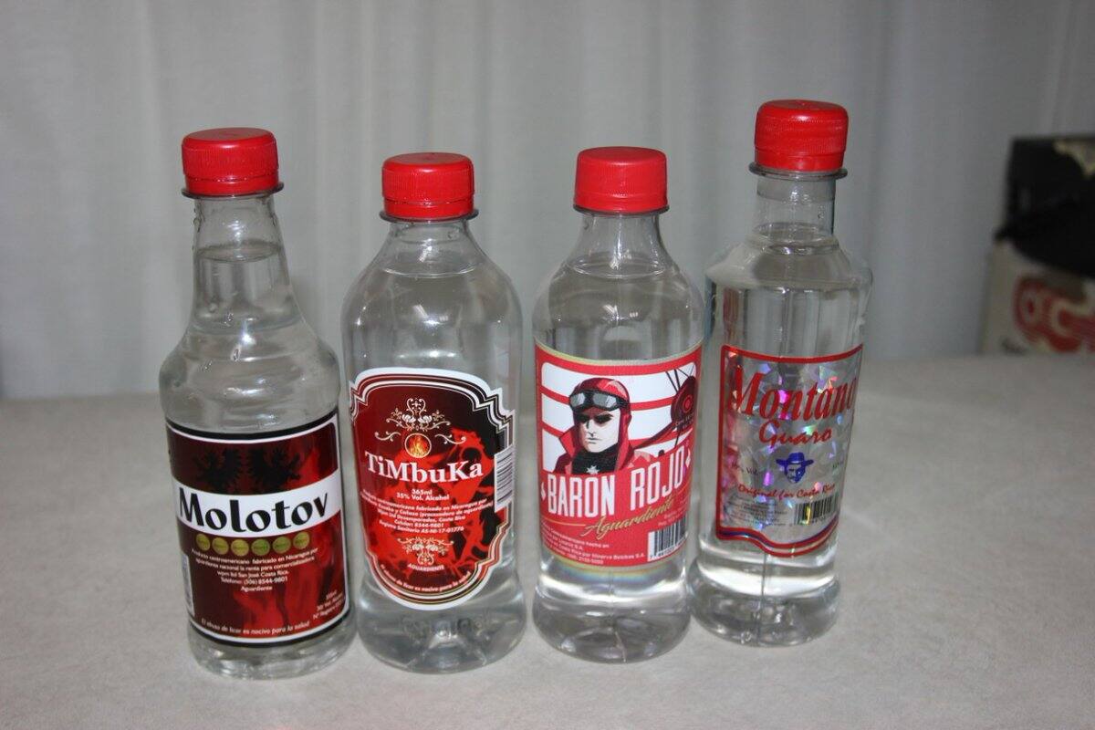 Mueren 19 personas por beber alcohol adulterado en Costa Rica