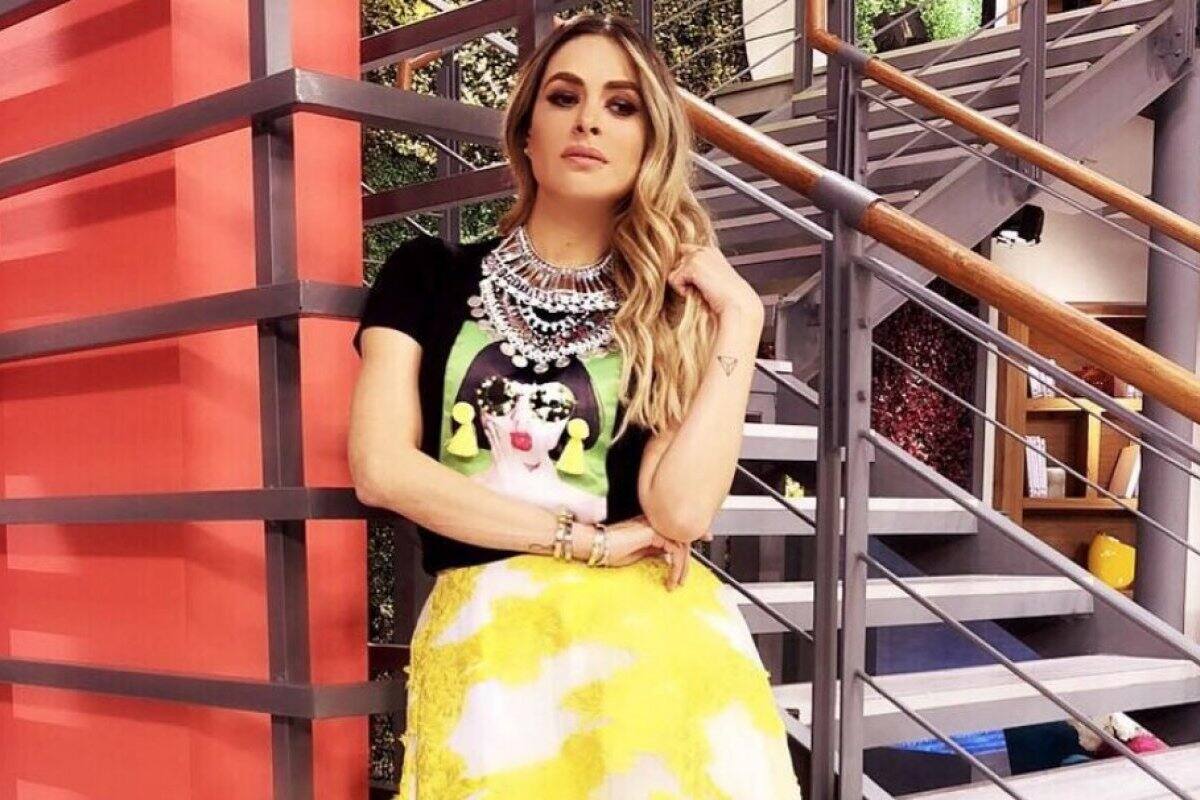 Galilea Montijo fantasea con besar a estas dos mujeres