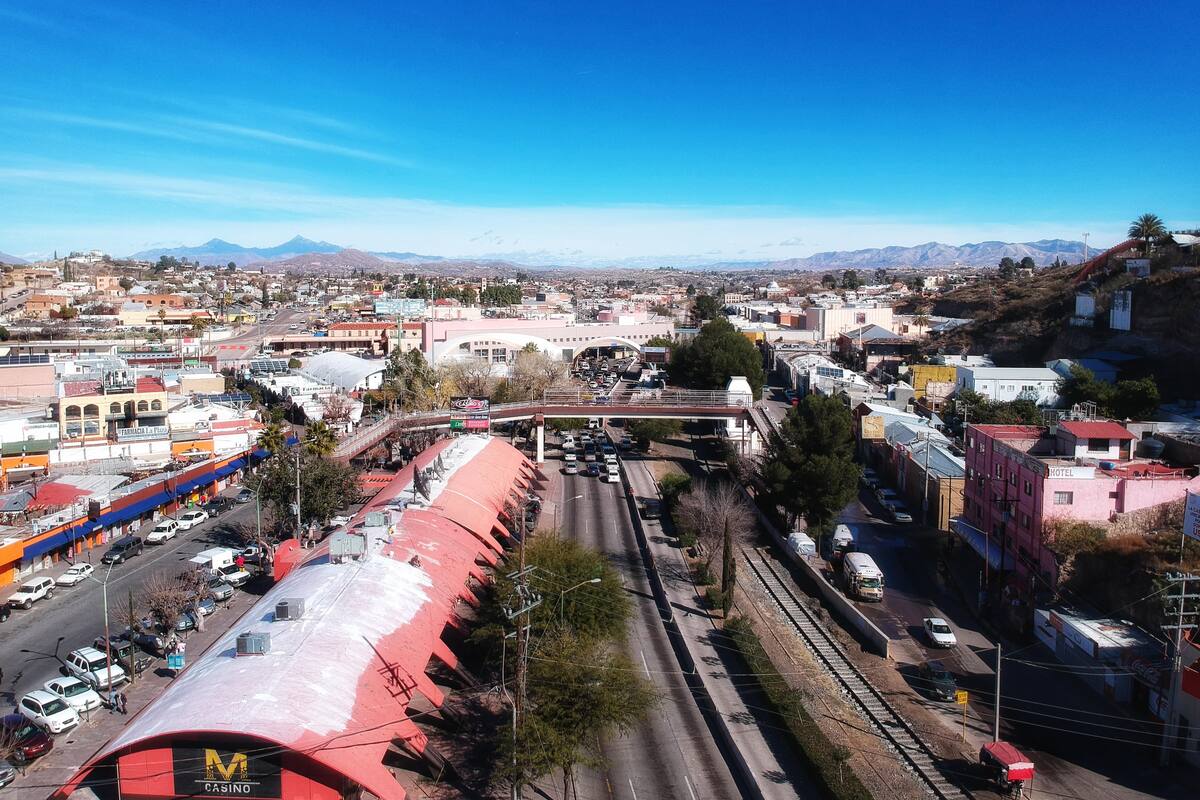 Se desploman cruces hacia Estados Unidos