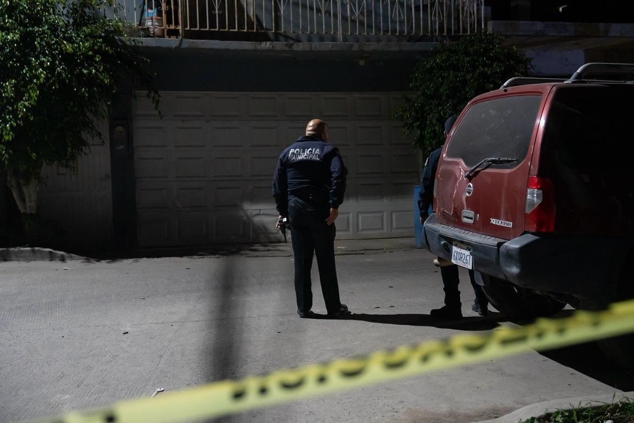 Un menor y una joven resultaron heridos tras un ataque con más de 50 disparos. Foto: Border Zoom