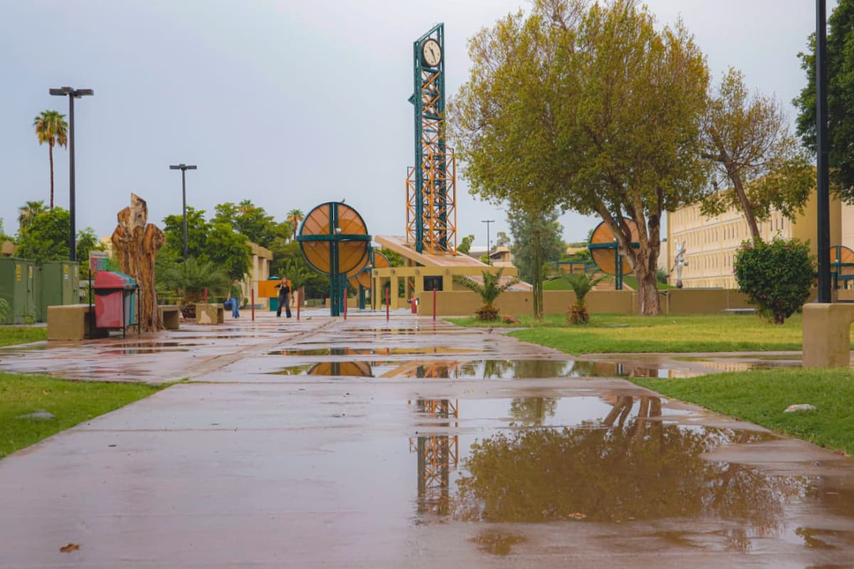 UABC suspende clases presenciales en Mexicali por afectaciones de tormenta