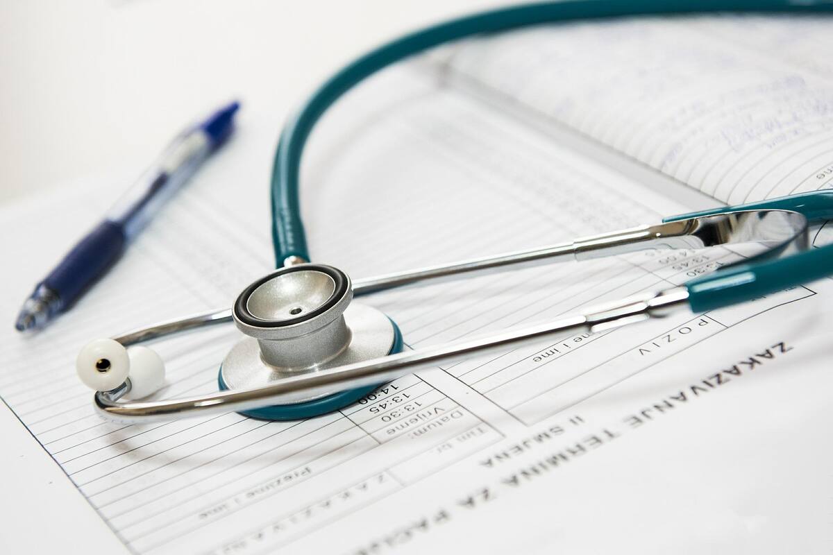 AMLO detalla que no serán 500 sino 600 los médicos cubanos que llegarán a México