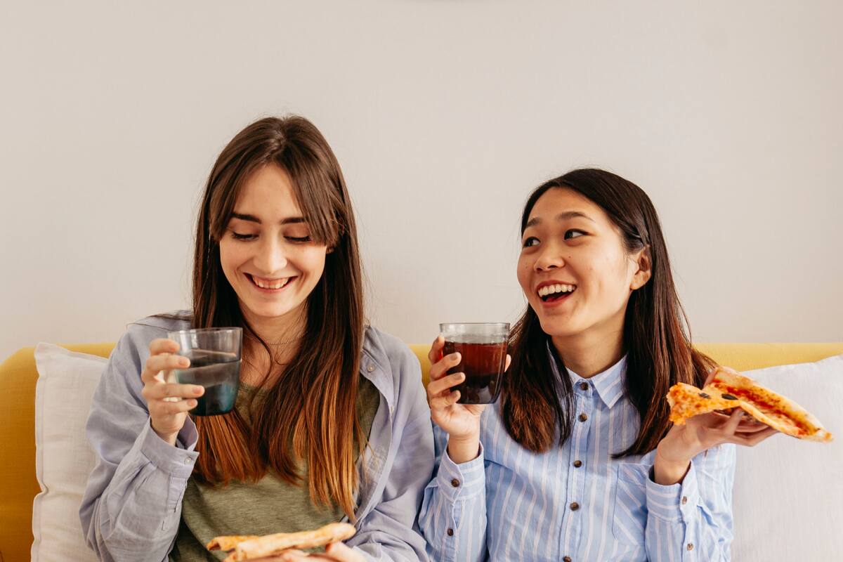 ¿Cuántos pedazos de pizza puedo comer sin preocuparme por los jeans ajustados?