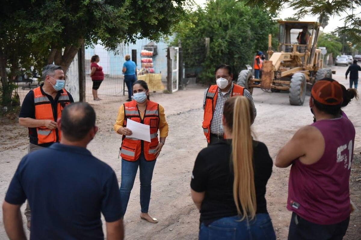 Inicia alcaldesa trabajos de pavimentación en la colonia Los Olivos