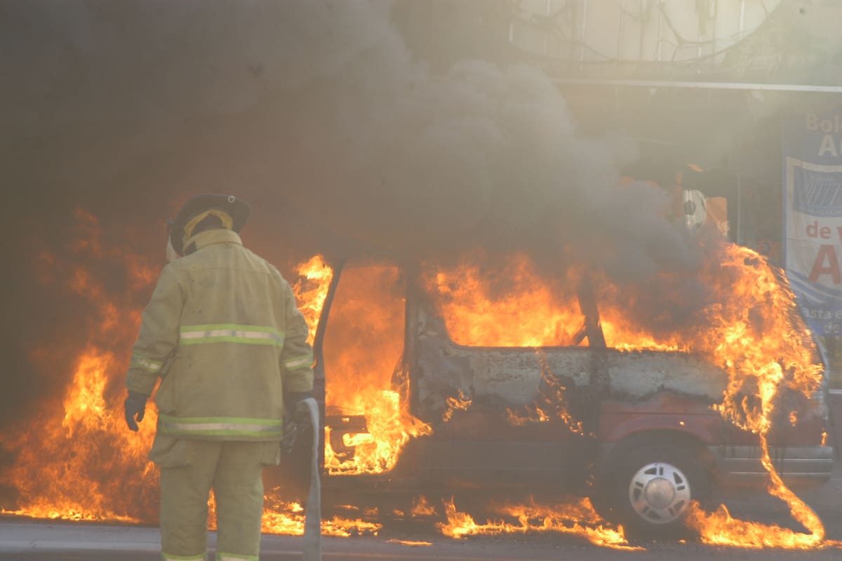 Aumentaron 20% incendios de vehículos en junio