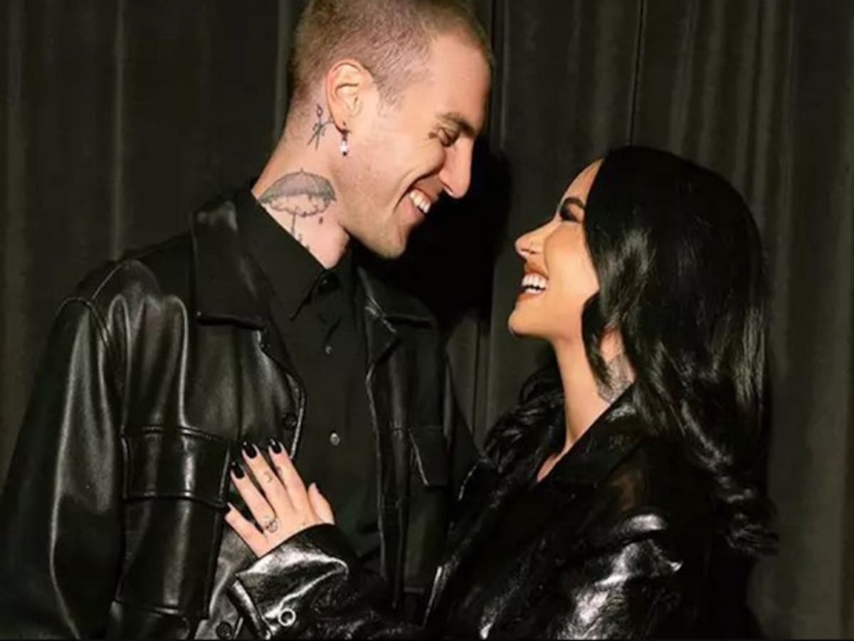 Demi Lovato y Jordan “Jutes” Lutes consolidaron su historia de amor tras dos años de relación, marcada por la música y el apoyo mutuo.