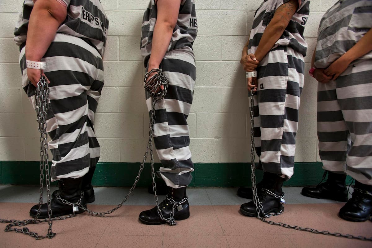 Cerrarán prisión de mujeres en California tras denuncias de abuso sexual