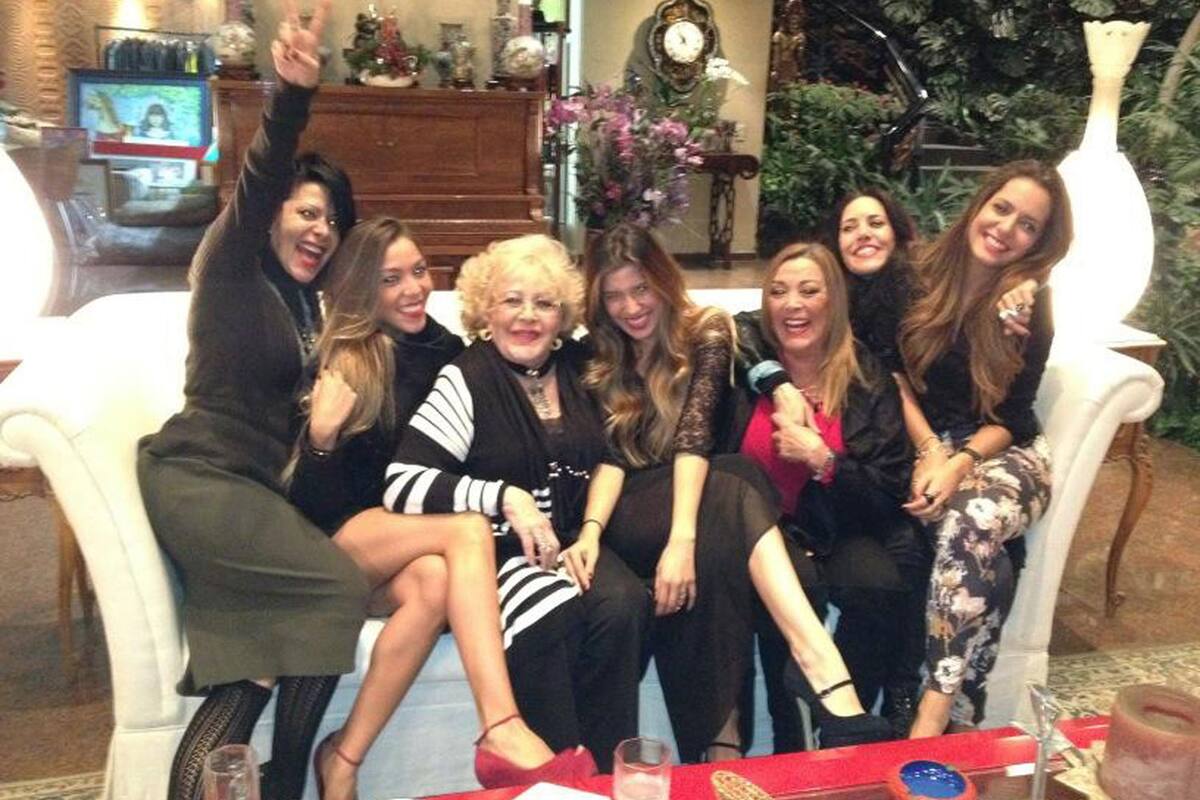 Pide ayuda Silvia Pinal a Michelle Salas por conflictos en la familia