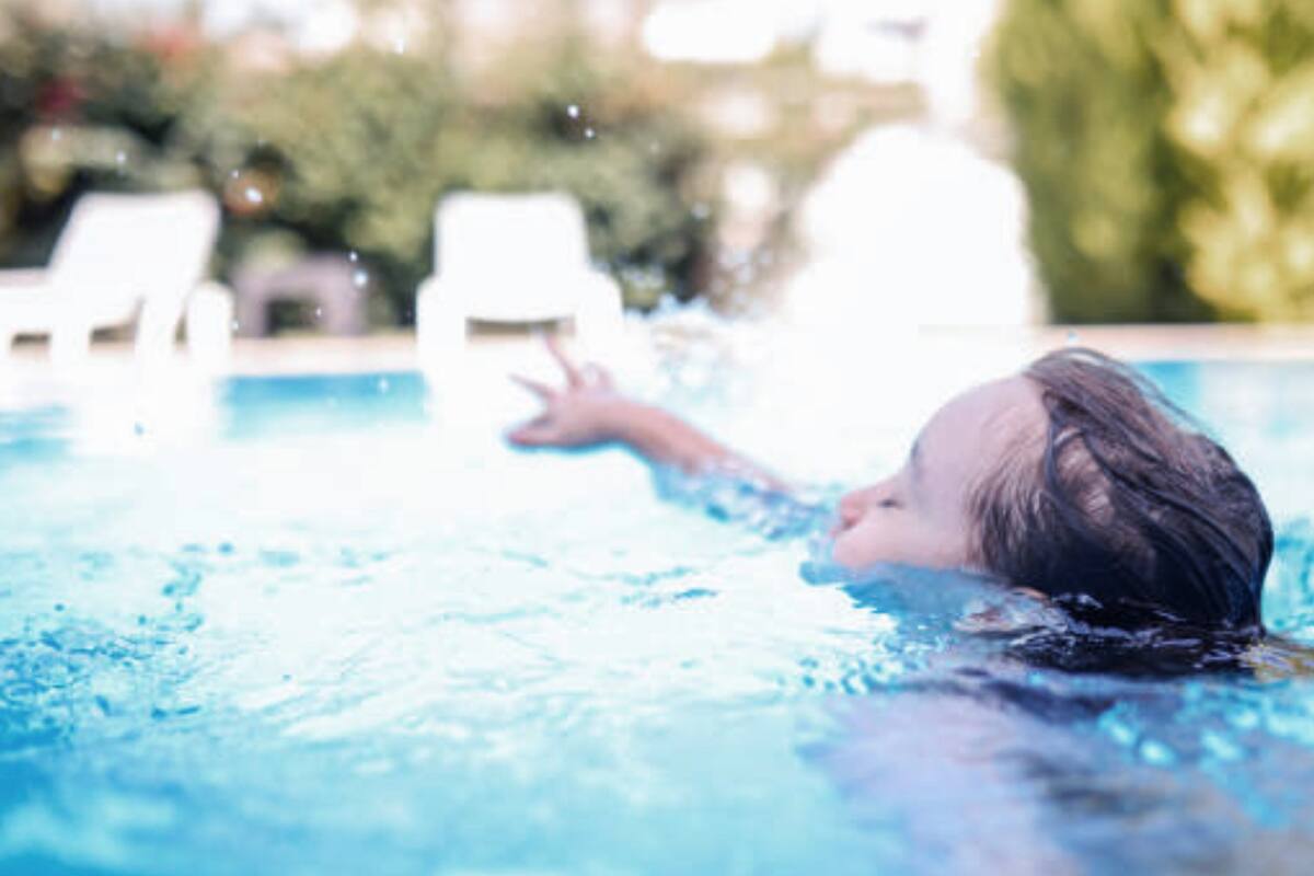 Niño de 3 años muere ahogado en alberca durante su fiesta de cumpleaños; nadie lo estaba viendo
