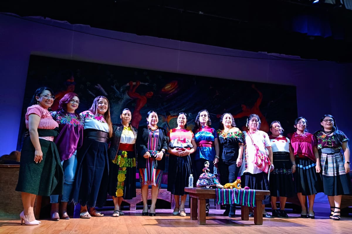 Mujeres indígenas de Chiapas alzan la voz contra el machismo y la discriminación en conversatorio