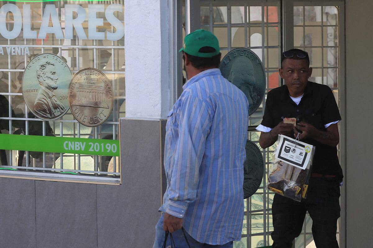 Caen remesas en México con la mayor baja en más de 11 años