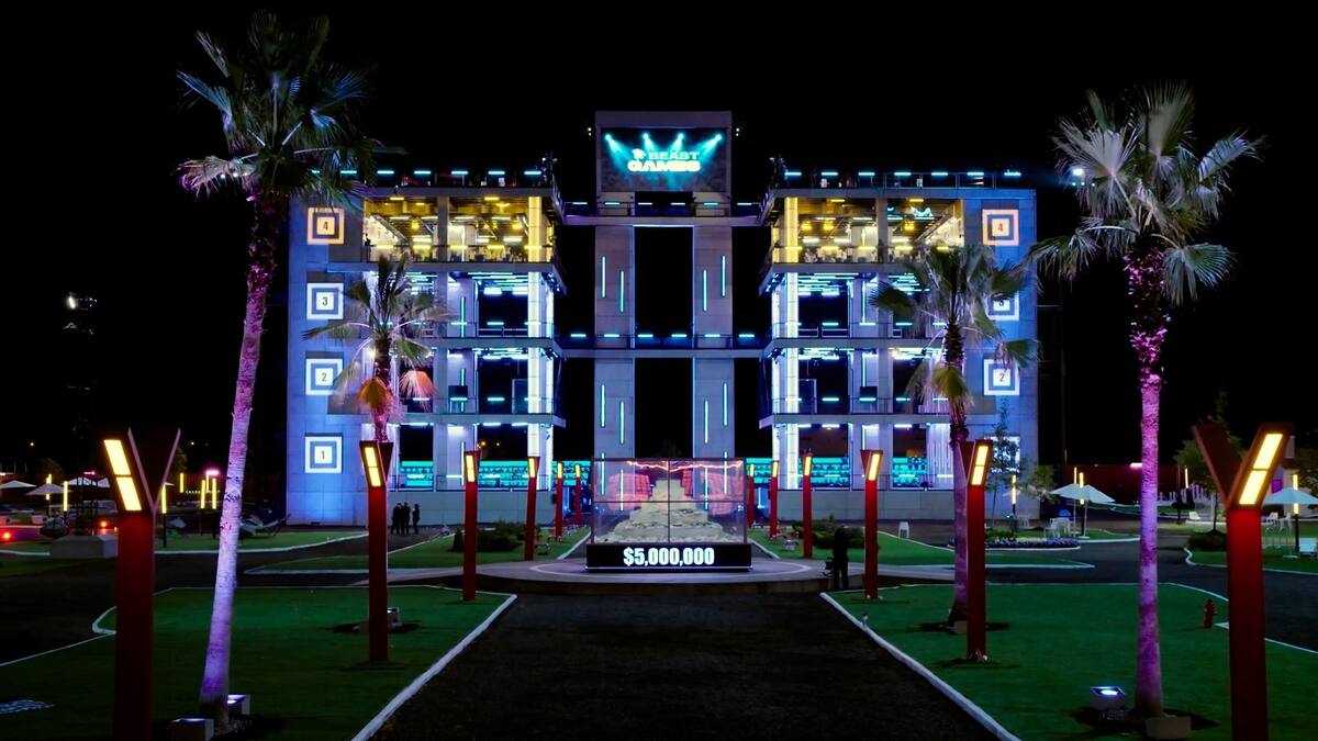La lujosa ciudad que construyó MrBeast para su reality show. | Crédito: X @MrBeast