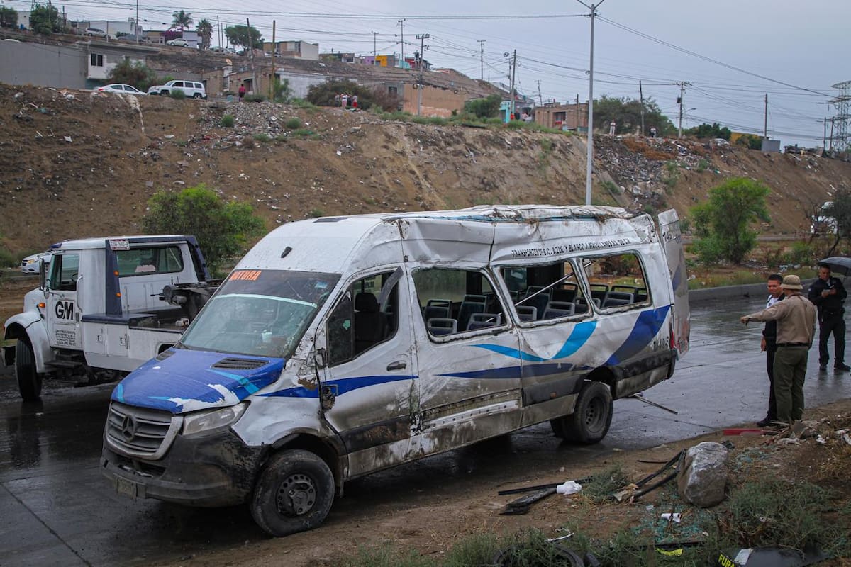 Se presume que al menos cuatro personas resultaron lesionadas sin encontrarse en condición grave. Foto: Border Zoom