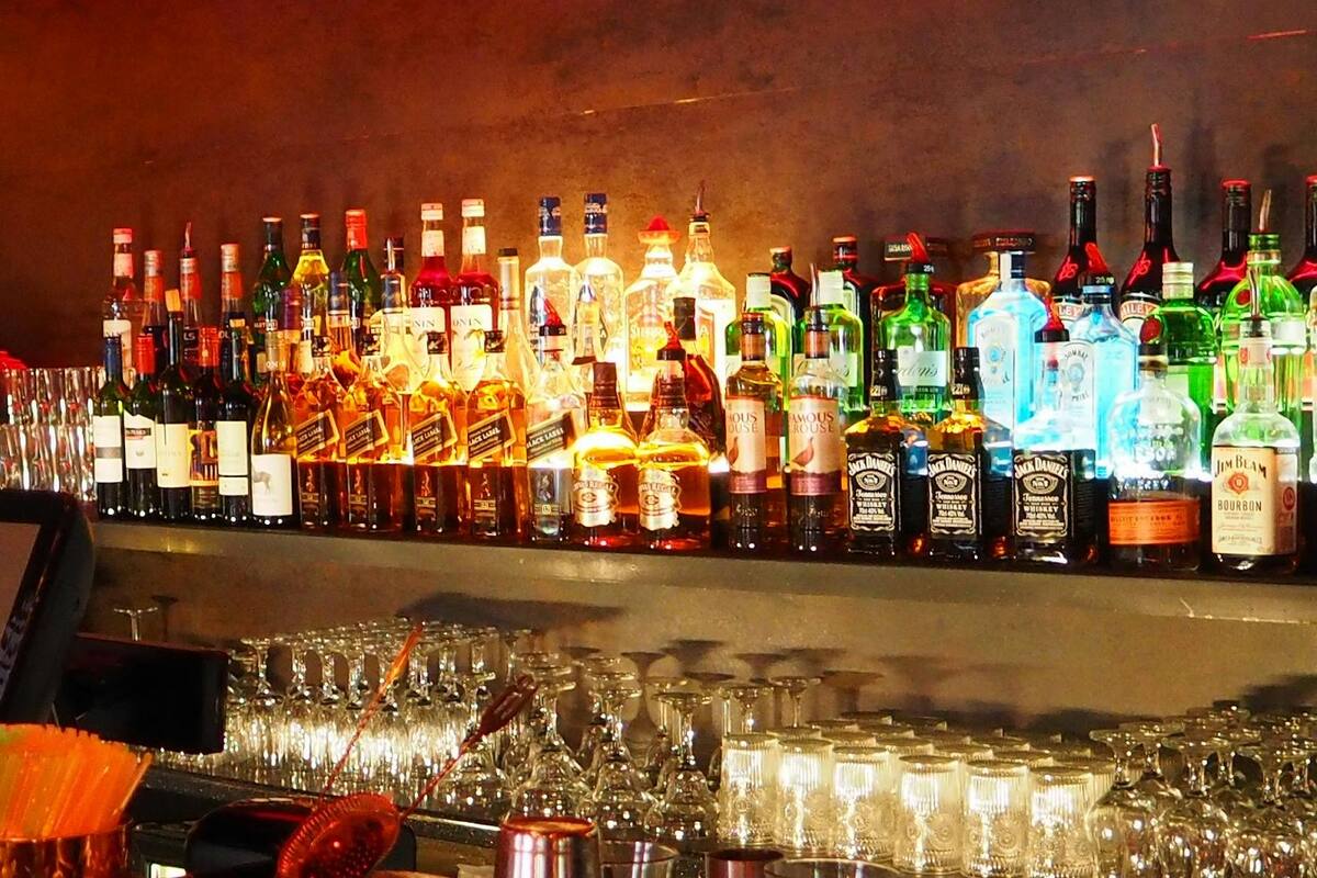 Vence en mayo plazo para renovar permisos de alcohol