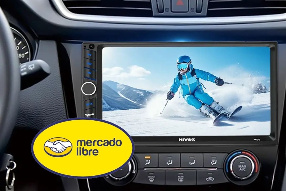 El autoestéreo con pantalla Hivoz M99 baja de precio a 514 pesos en Mercado Libre e incluye cámara de reversa