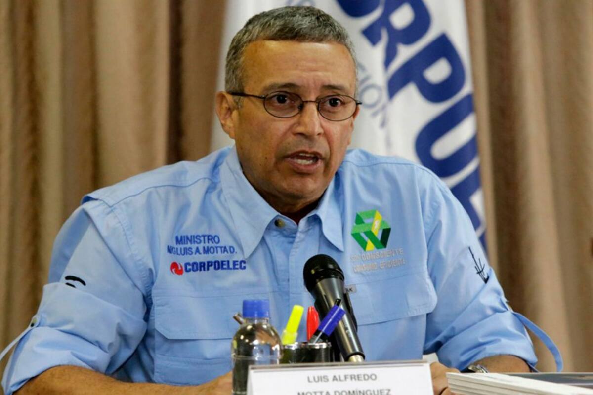 Acusan a ex ministro de Maduro de lavado de dinero