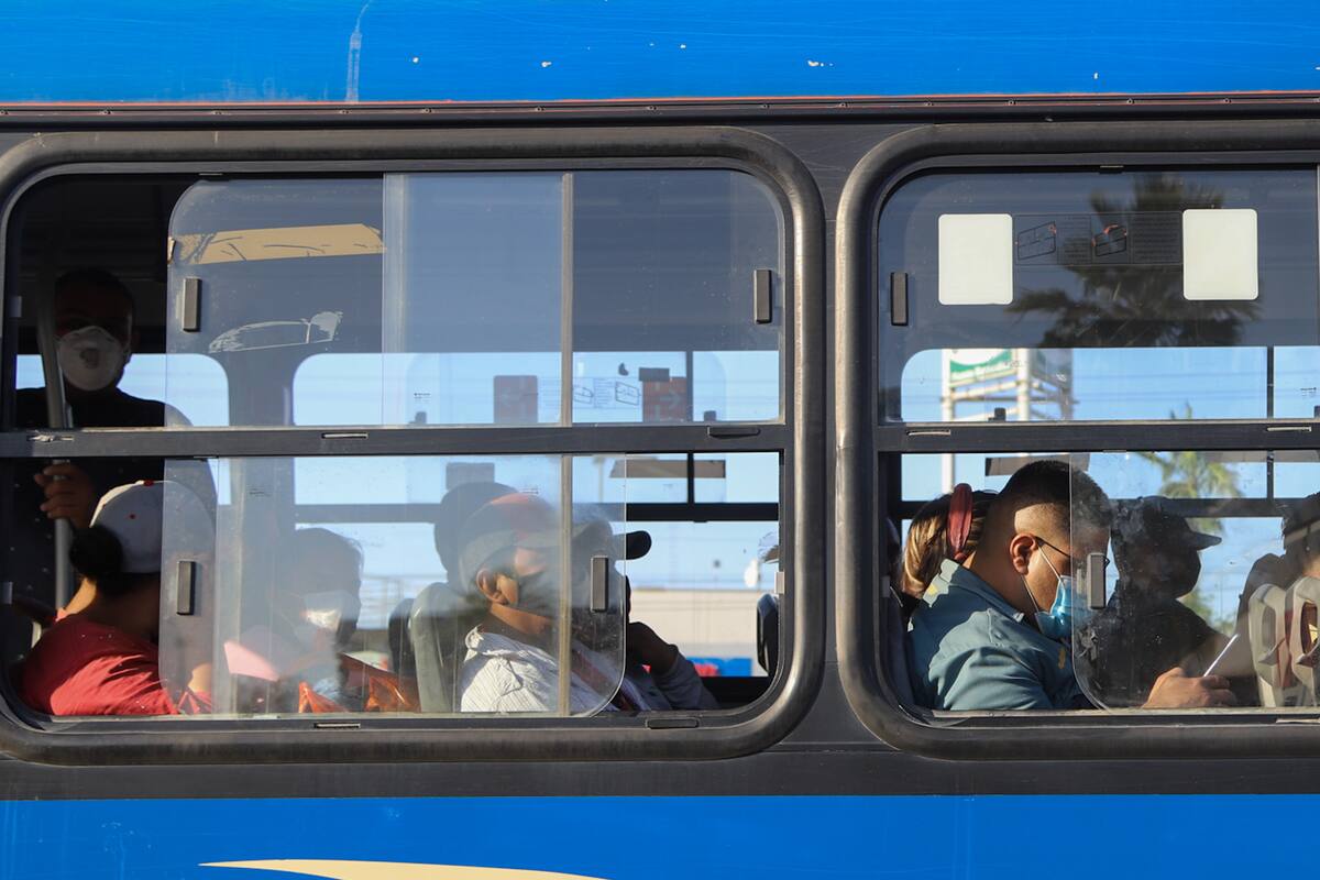 Van 30 quejas y 10 sanciones a empresas de transporte público por no prender aire acondicionado