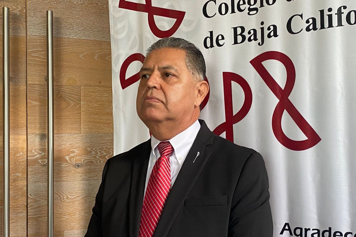 Carga fiscal “asfixia” a empresas; urgen cultura contributiva y menos regulación