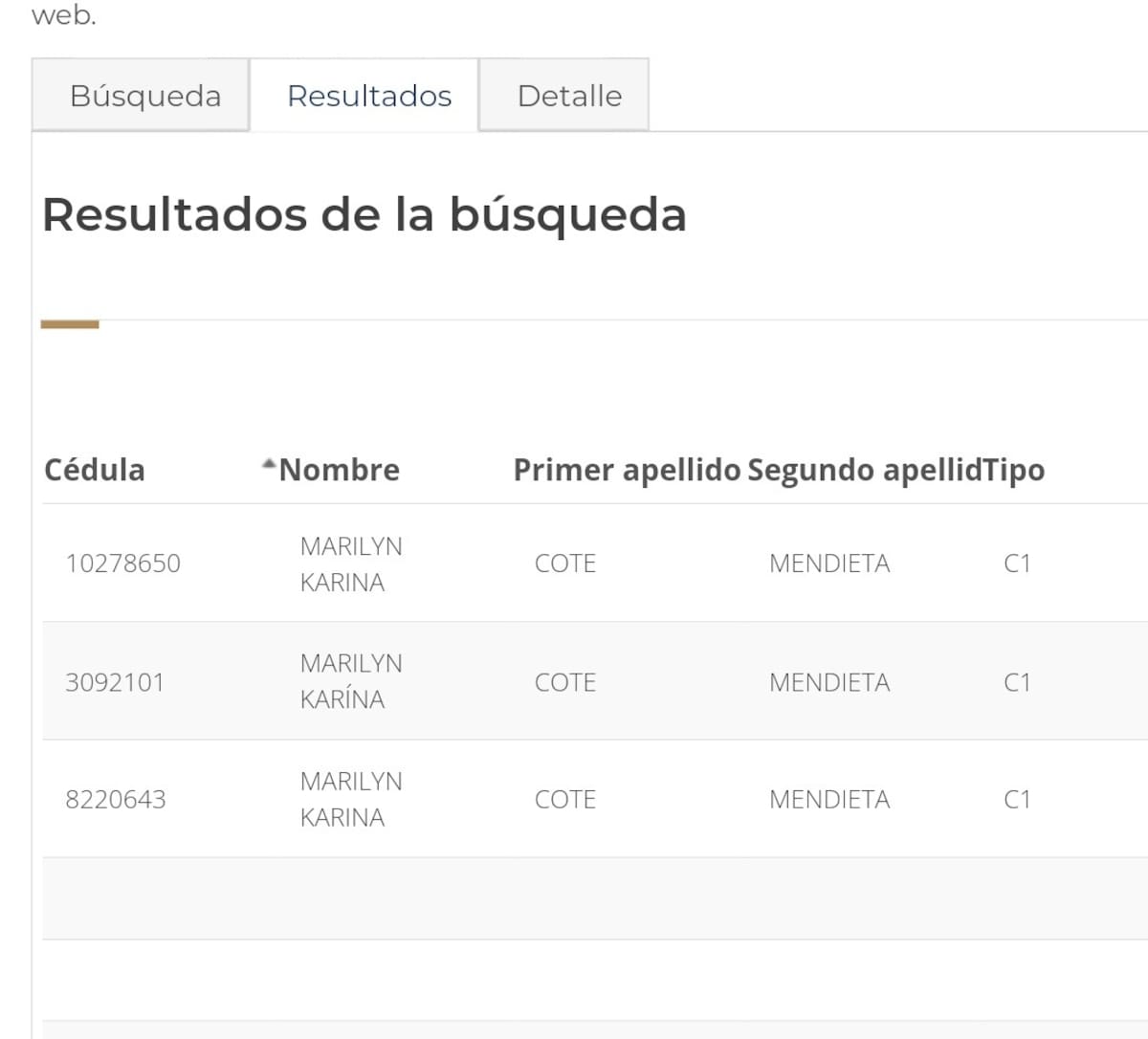 Presunta médica es exhibida en redes sociales.