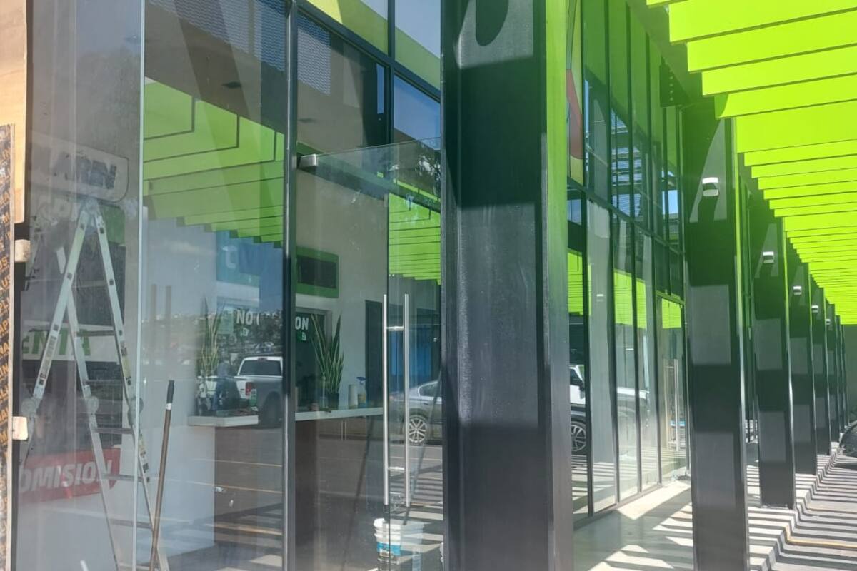 Denuncian ataques a casas de cambio