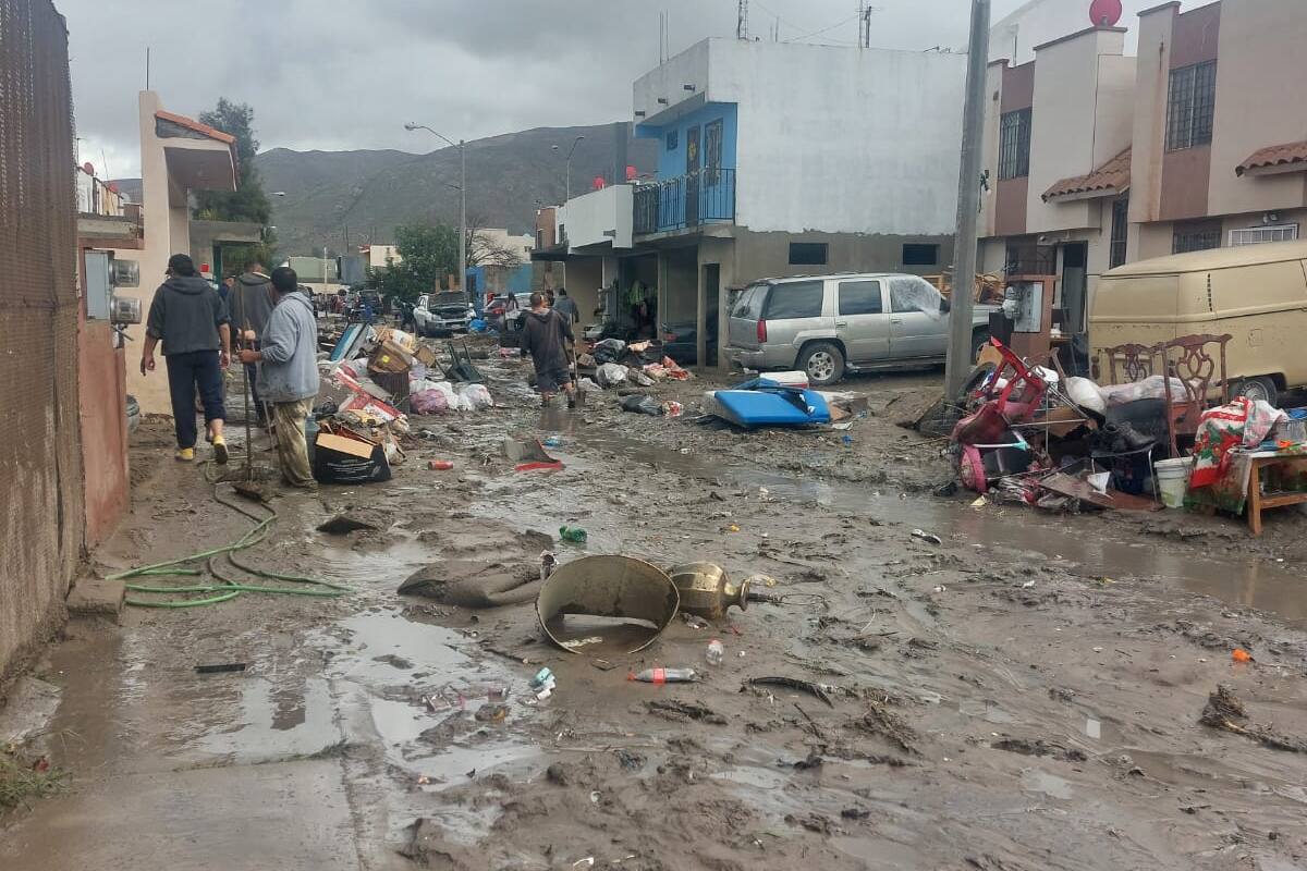 Solicitan residentes afectados de Riberas del Bosque ayuda