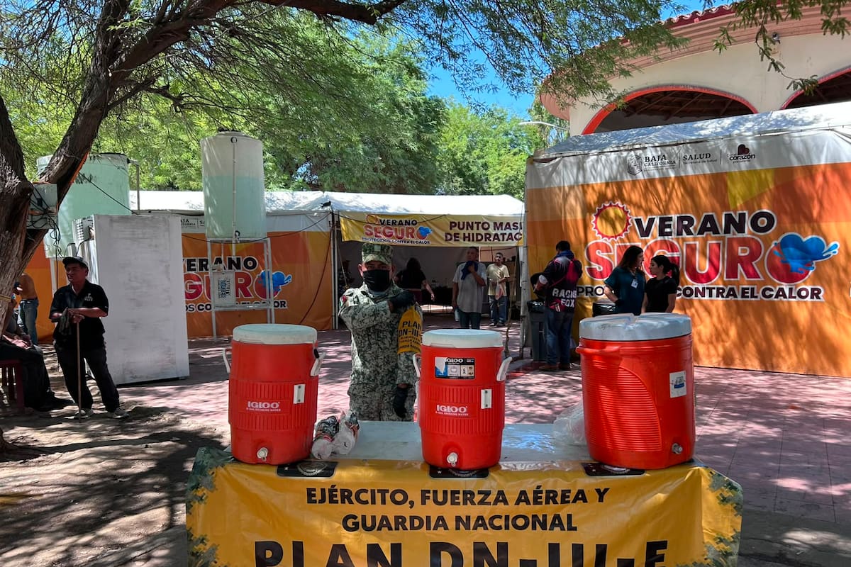 El calor moviliza al Ejército: instalan puntos de hidratación en Mexicali