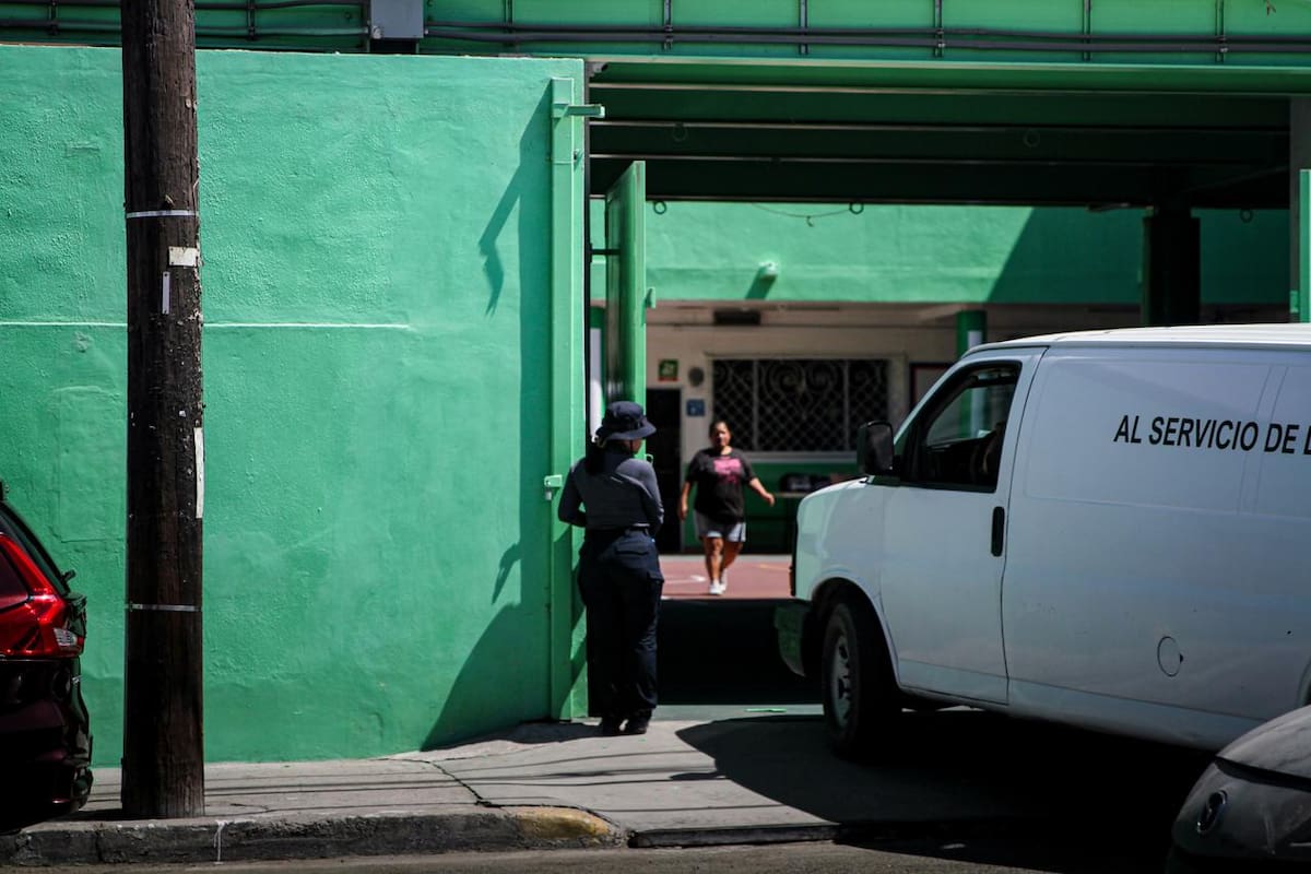 Pese a que se intentó reanimarlo, paramédicos de la Cruz Roja lo declararon sin vida. Foto: Cortesía