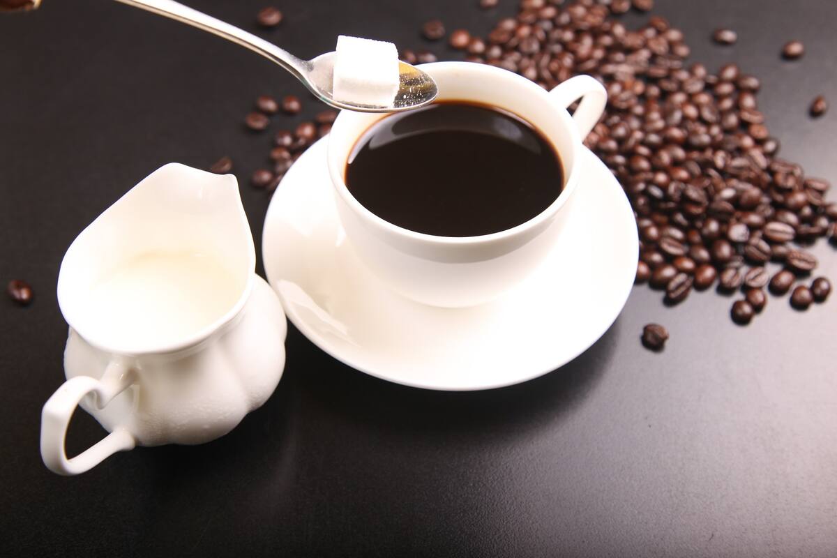 "No se recomienda en niños": Algunos productos que dicen ser descafeinados sí tienen cafeína: Profeco