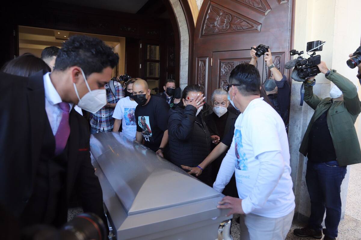 Realizan misa para despedir a Margarito Martínez Esquivel