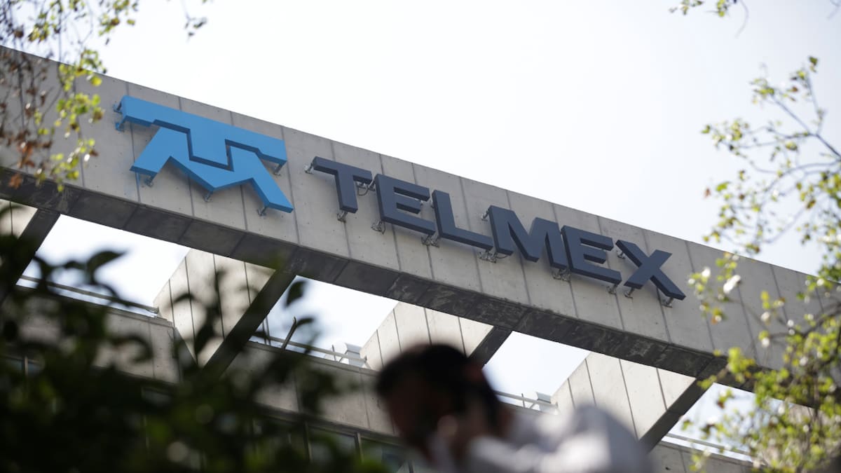 Telmex busca recuperar el liderazgo que perdió en el mercado mexicano de internet fijo mediante la expansión de su red de fibra óptica y una estrategia enfocada en atraer nuevos usuarios. (Reuters)
