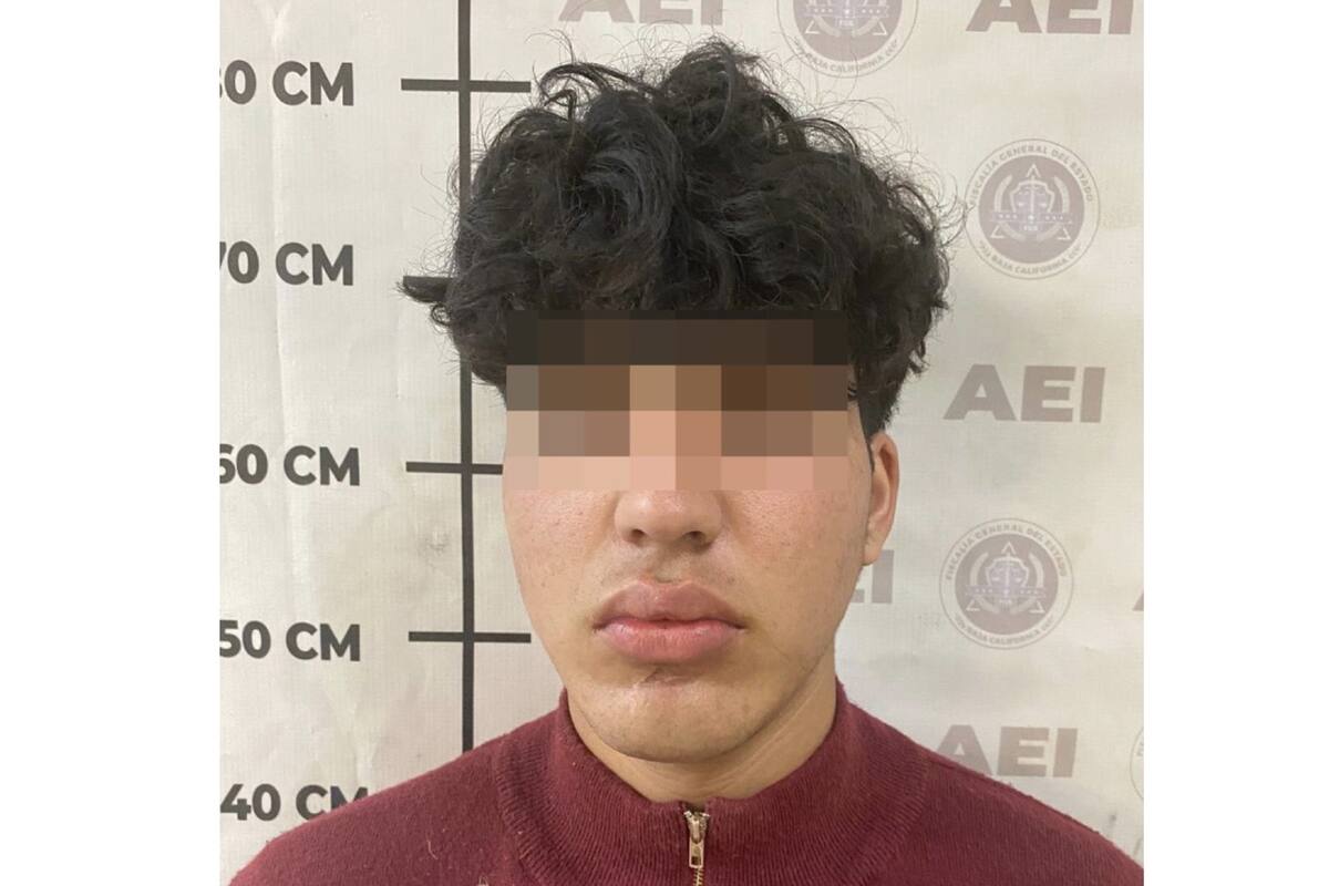 Dan prisión preventiva contra ladrón de taxi en Ensenada