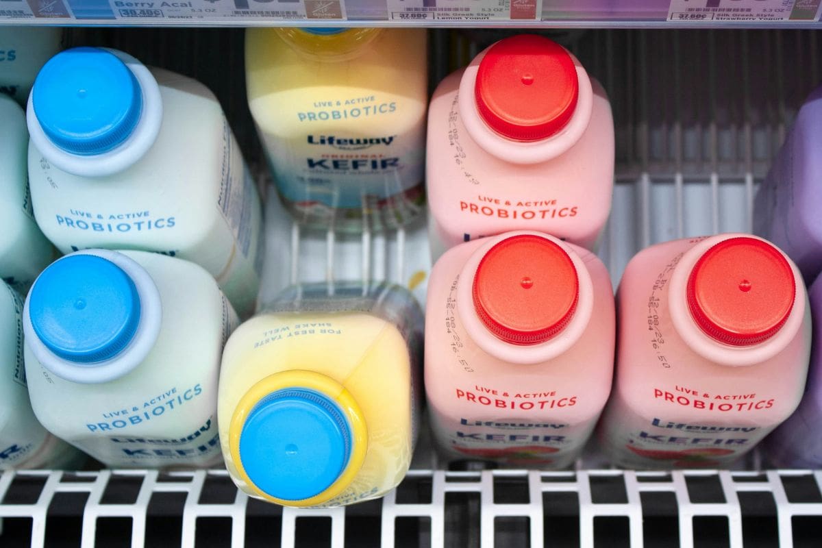 ¿Qué es el kéfir y por qué es tan beneficioso para tu microbiota?