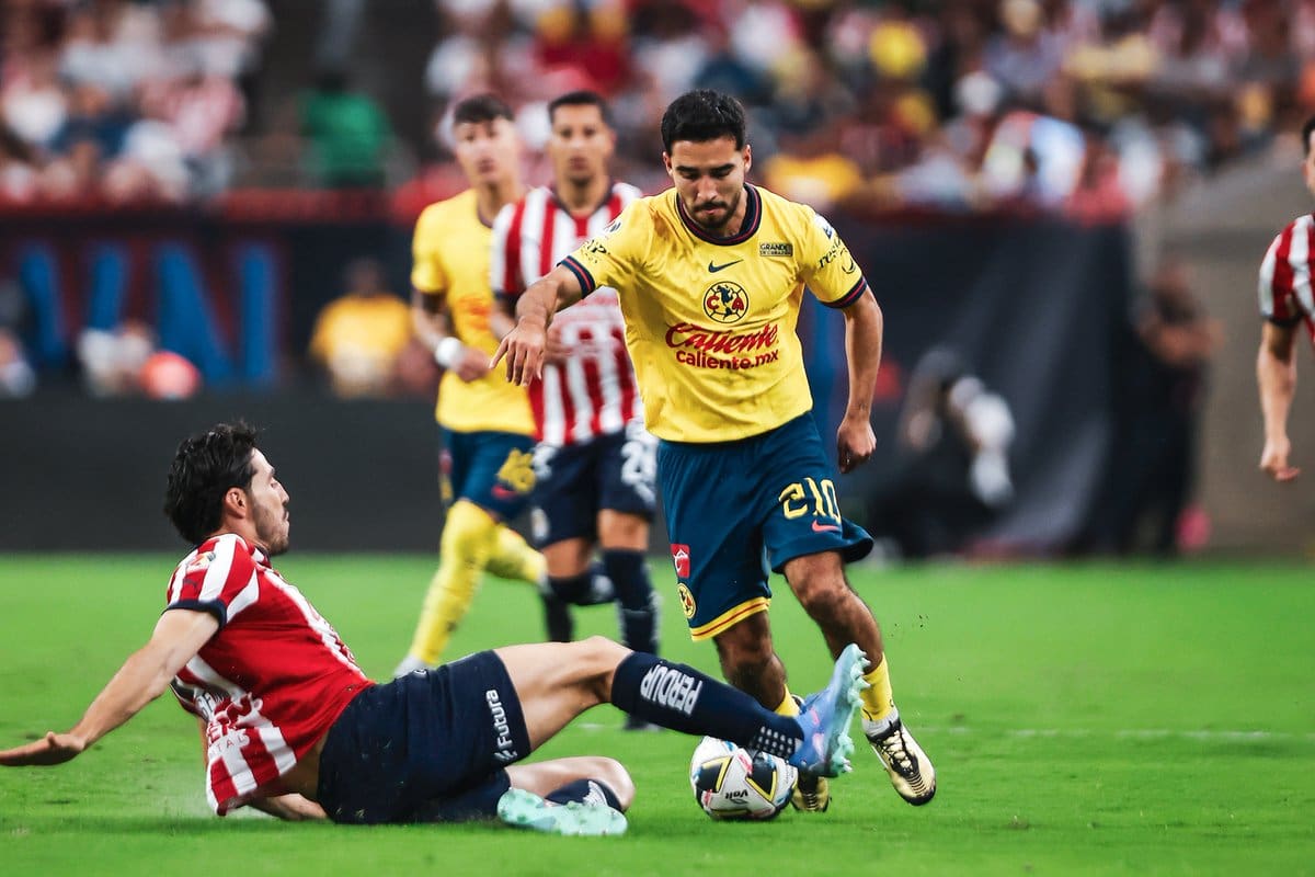 ¡Otra vez! América se lleva el Clásico Nacional en EU y vence 2-0 a las Chivas