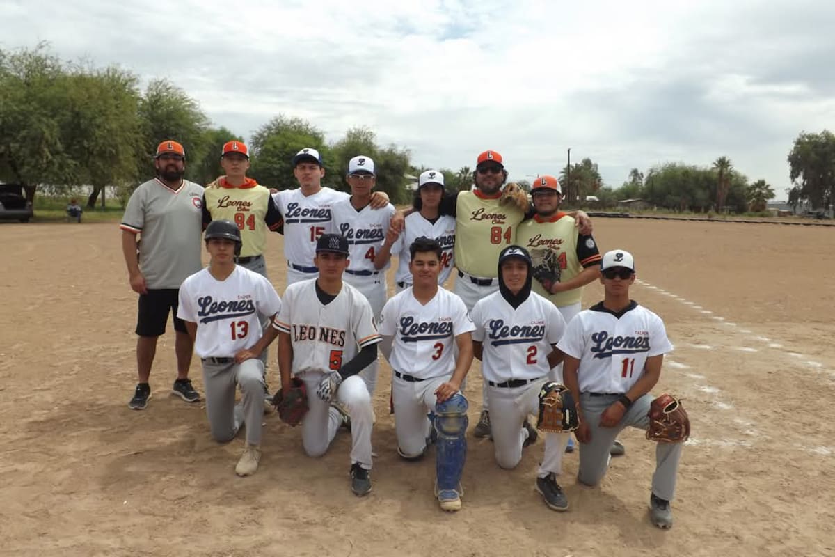 Leones tiene buen arranque en la Poniente