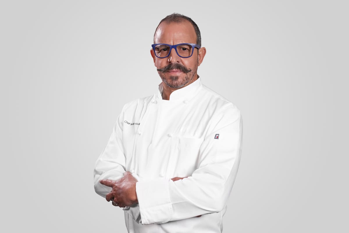 Chef Benito Molina es acusado de acoso sexual a ex participante de MasterChef Latinos