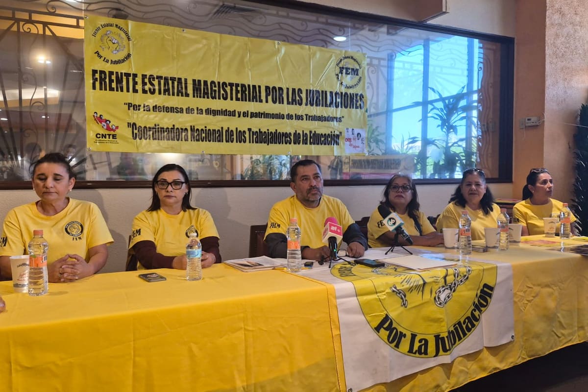 Maestros de BC buscan proteger pensiones y servicios de Issstecali; se prevé un paro de clases a nivel nacional